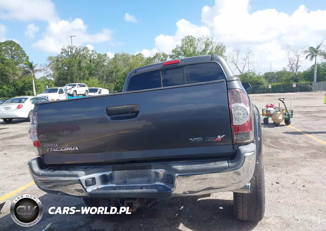 2013 Toyota Tacoma Base V6 VIN:3TMLU4EN8DM130916 - 16