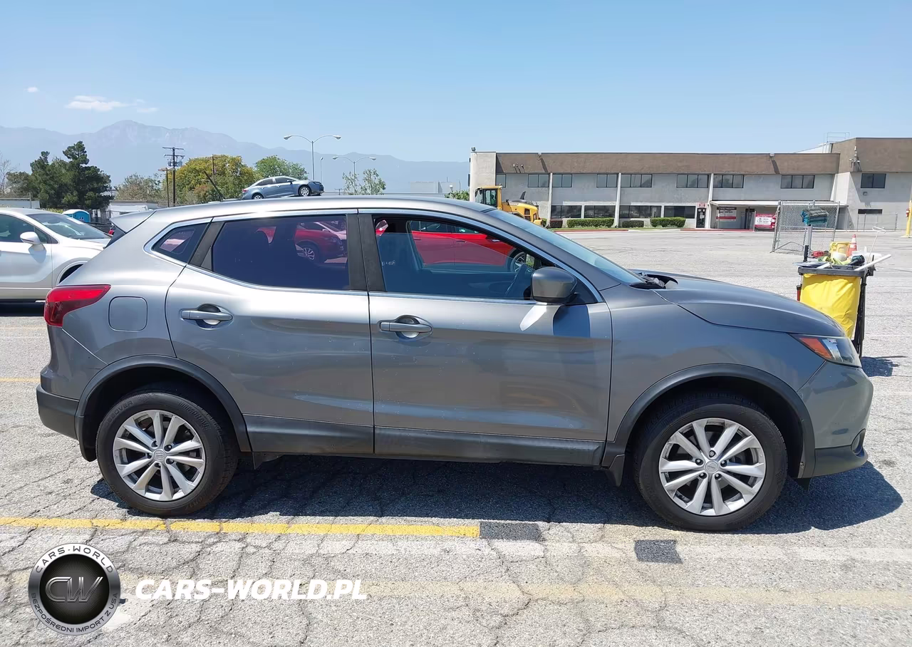 2017 Nissan Rogue Sport S VIN:JN1BJ1CP8HW023140 - 13