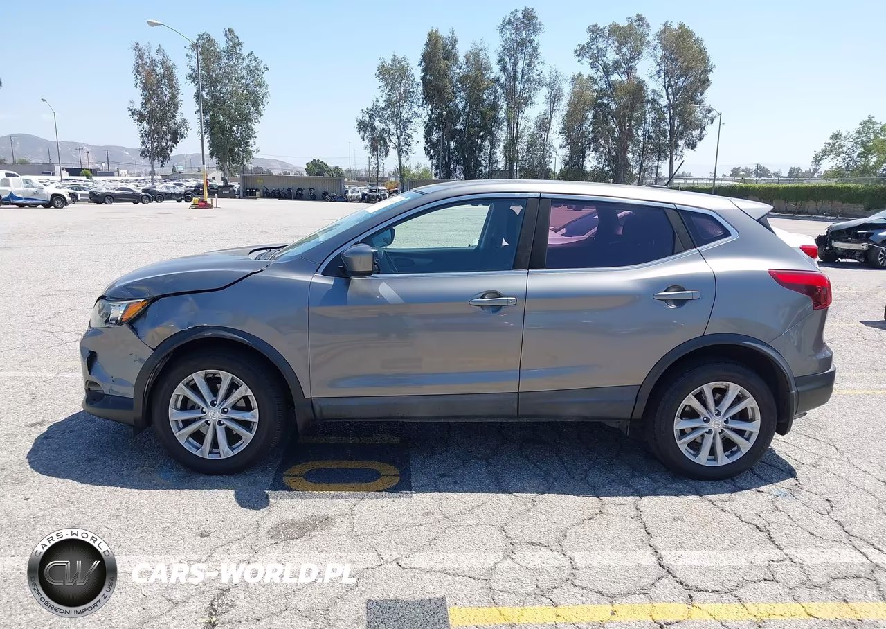 2017 Nissan Rogue Sport S VIN:JN1BJ1CP8HW023140 - 14