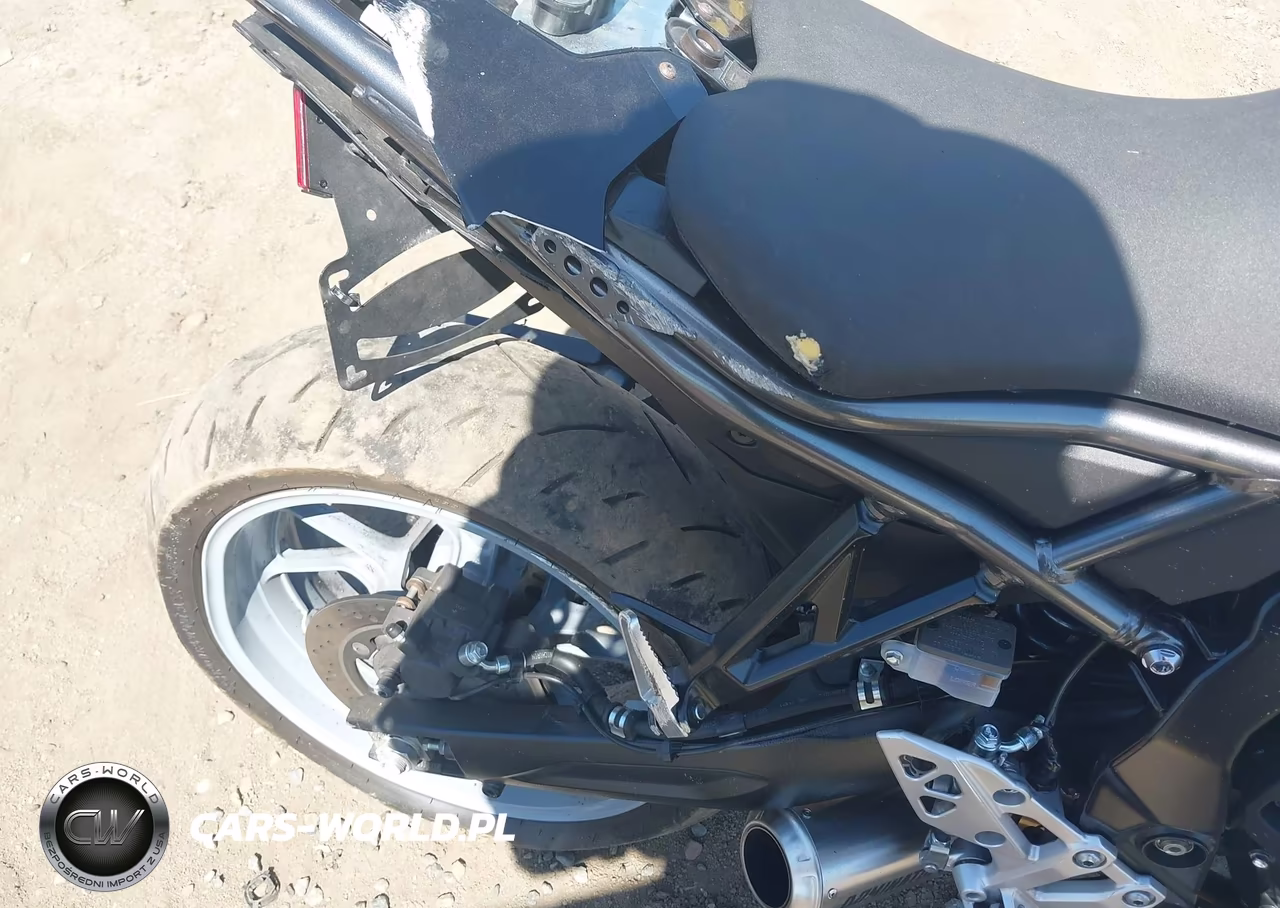 2024 Suzuki Gsx800 F VIN:JS1EM13B1R7101799 - 19