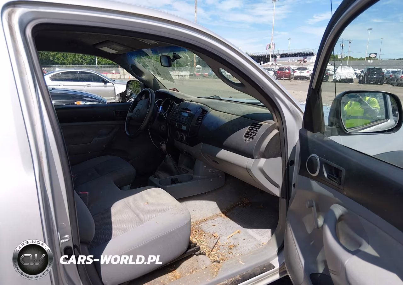 2009 Toyota Tacoma VIN:5TEPX42N79Z638429 - 5