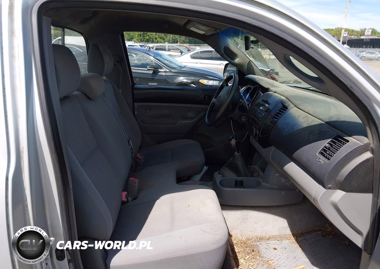 2009 Toyota Tacoma VIN:5TEPX42N79Z638429 - 8