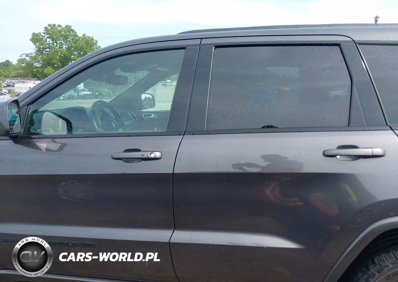 2020 Jeep Grand Cherokee Altitude 4X4 VIN:1C4RJFAG8LC420840 - 14
