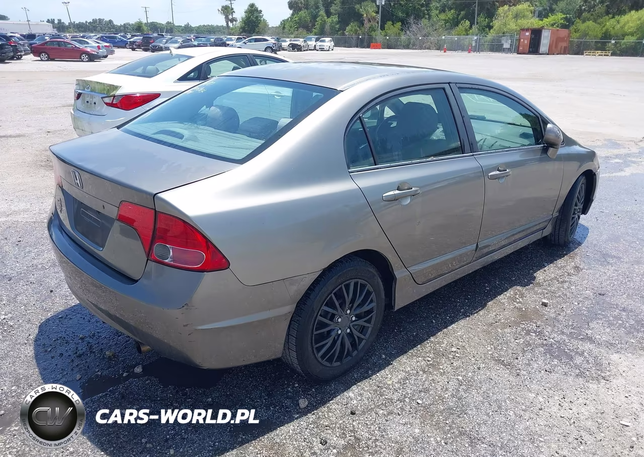 2007 Honda Civic Lx VIN:2HGFA16537H305841 - 4