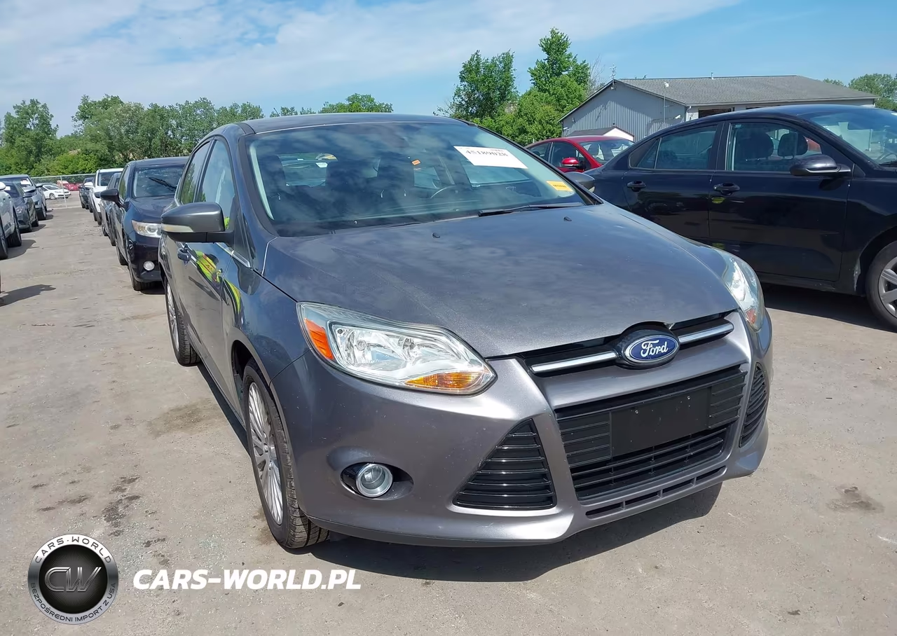 2012 Ford Focus Titanium – zdjęcie 1 z 16