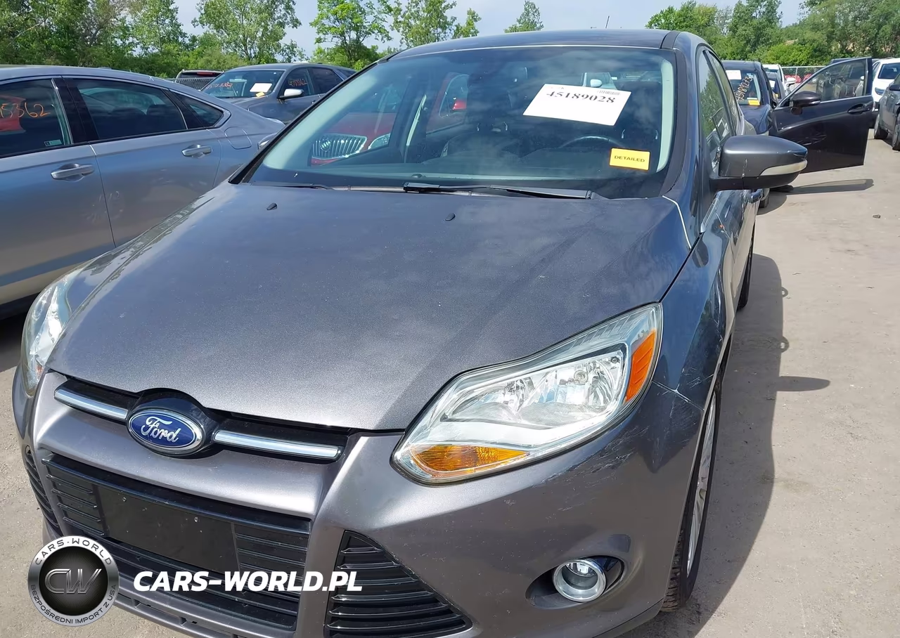 2012 Ford Focus Titanium VIN:1FAHP3N24CL366238 - 6