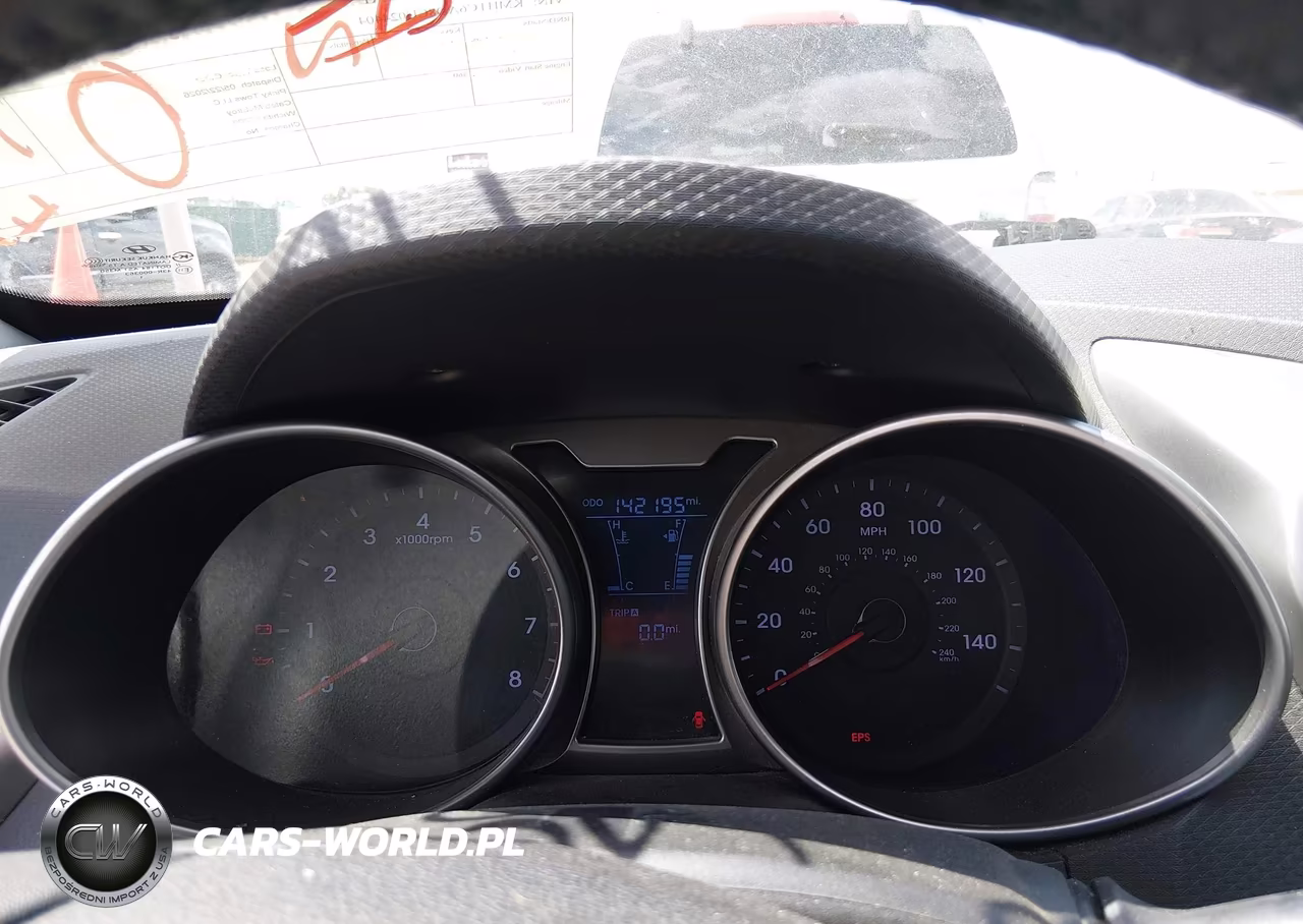 2012 Hyundai Veloster Base W-Red-Black VIN:KMHTC6AD8CU024404 - 7