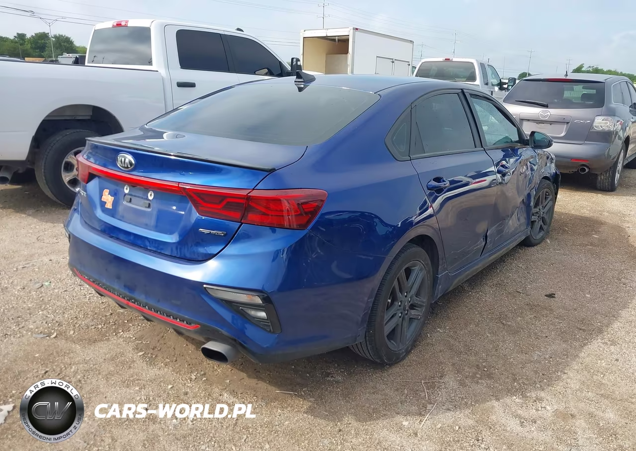 2021 Kia Forte Gt-Line VIN:3KPF34AD1ME305577 - 4