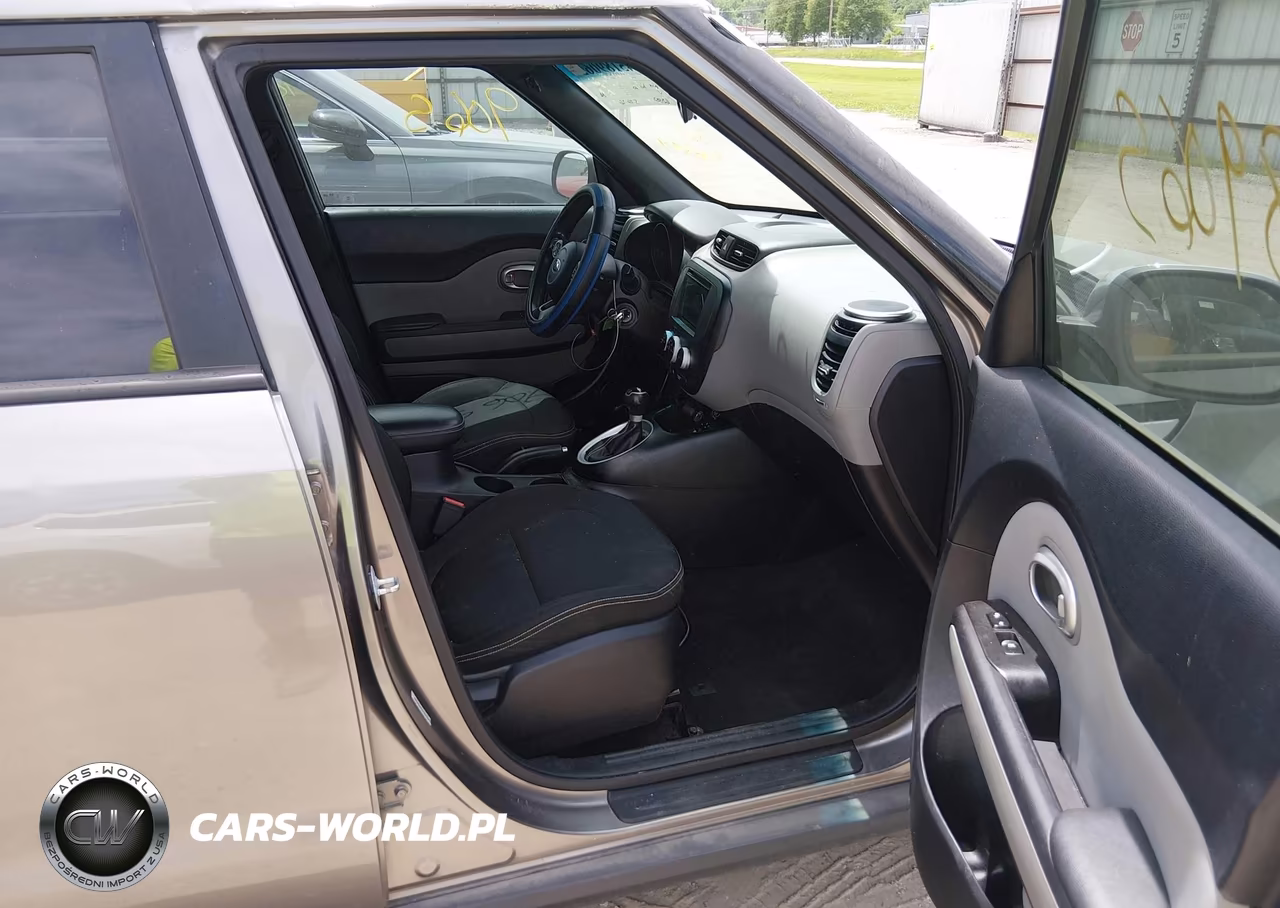 2014 Kia Soul + VIN:KNDJP3A55E7027558 - 5