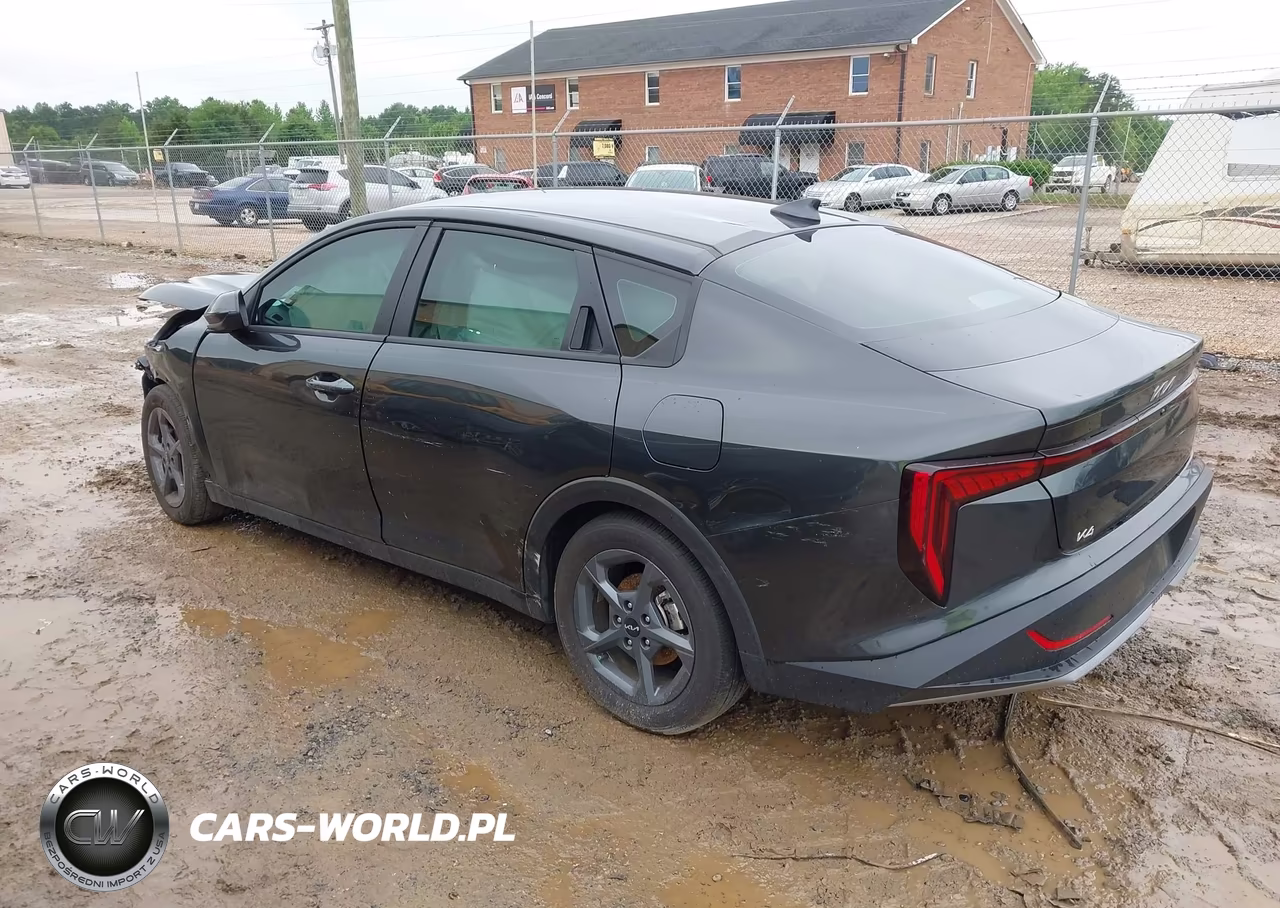2025 Kia K4 Lxs VIN:3KPFT4DE6SE184692 - 3