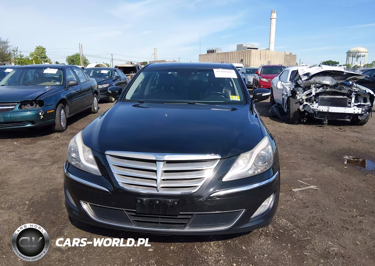 2013 Hyundai Genesis 5.0 R-Spec VIN:KMHGC4DH3DU241705 - 12