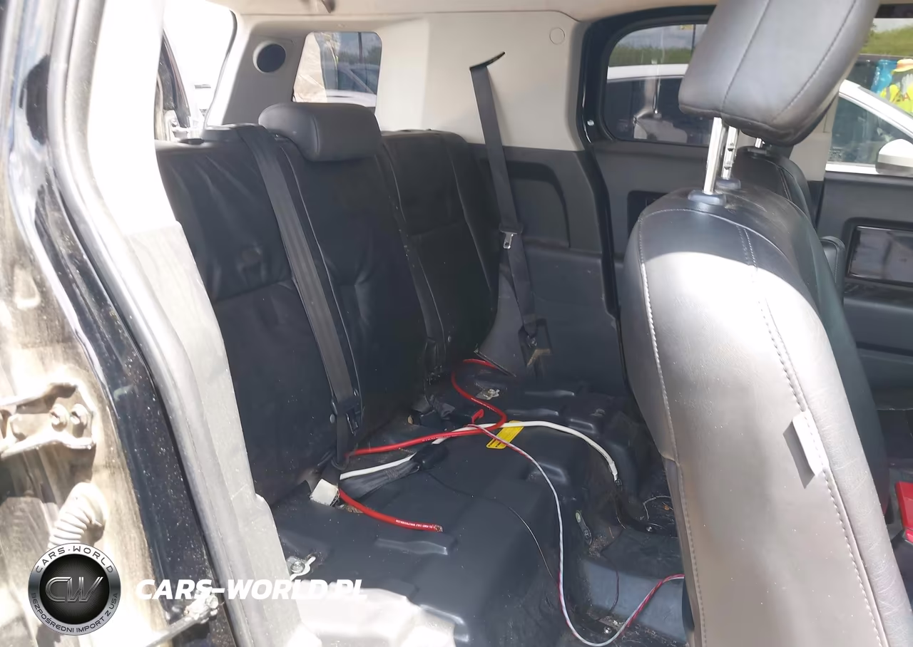 2013 Toyota Fj Cruiser VIN:JTEZU4BF7DK012818 - 8