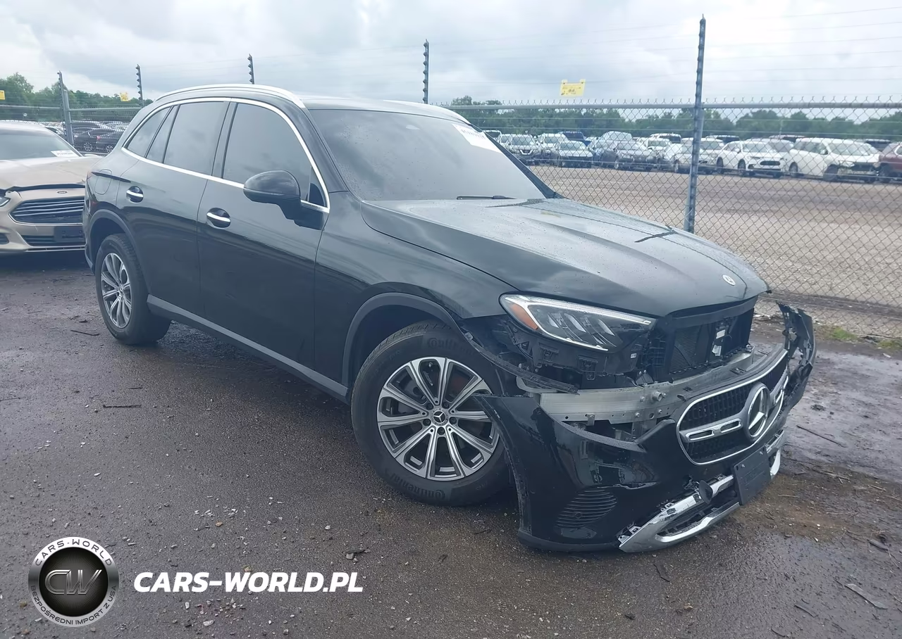 2024 Mercedes-Benz Glc 300 Suv – zdjęcie 1 z 17