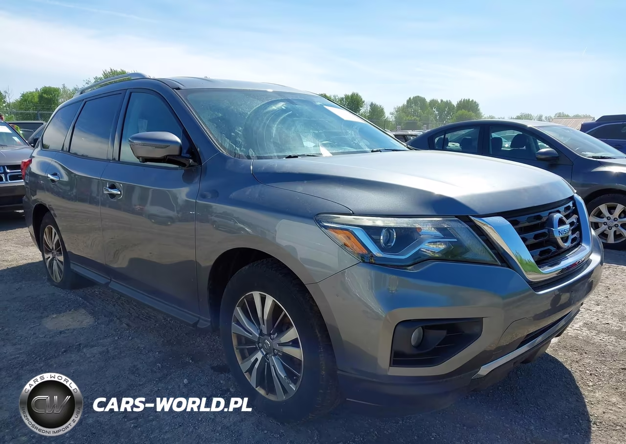 2017 Nissan Pathfinder Sl