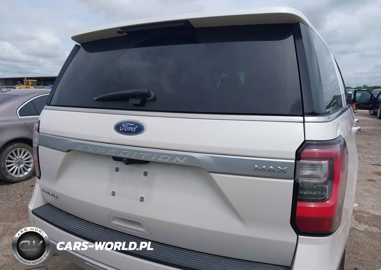 2018 Ford Expedition Max Platinum VIN:1FMJK1MTXJEA24038 - 16