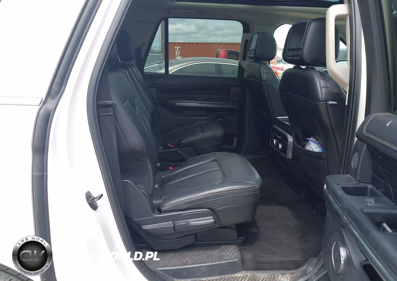 2018 Ford Expedition Max Platinum VIN:1FMJK1MTXJEA24038 - 8