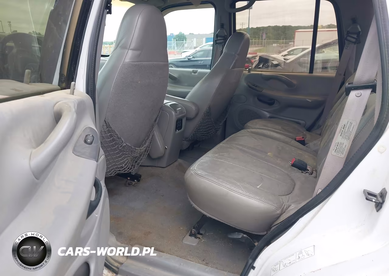 1997 Ford Expedition Eddie Bauer-Xlt VIN:1FMFU18L2VLB42189 - 8
