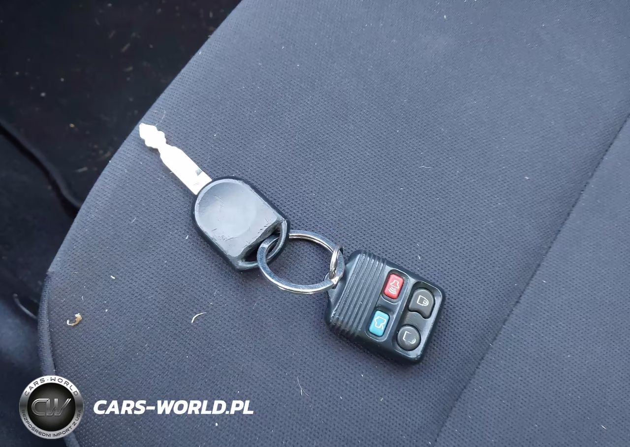 2011 Ford Focus Ses VIN:1FAHP3GN6BW172590 - 11