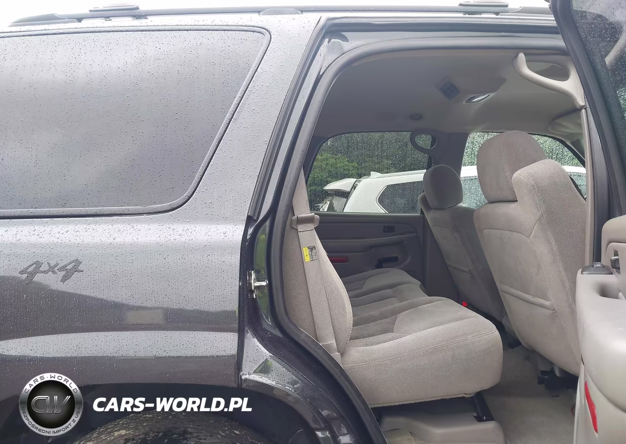 2005 Chevrolet Tahoe Ls VIN:1GNEC13VX5R109683 - 8