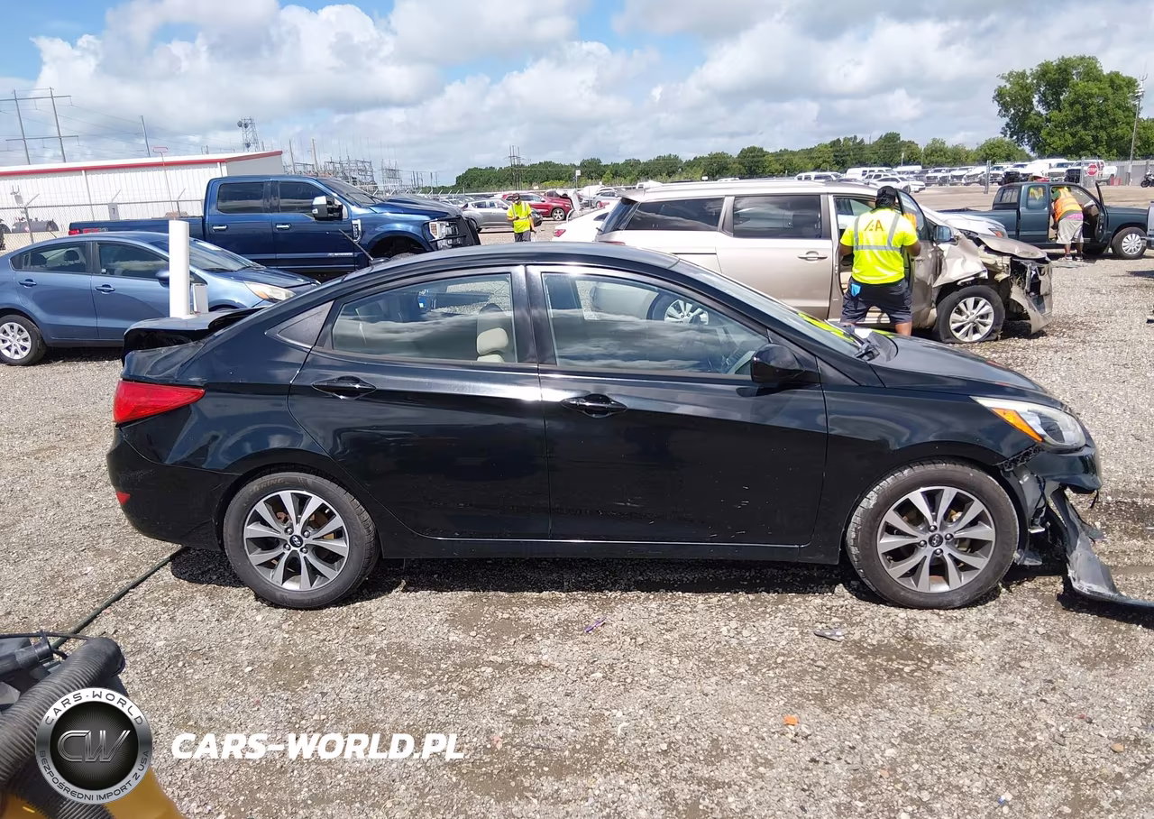 2017 Hyundai Accent Value Edition VIN:KMHCT4AE0HU353845 - 13