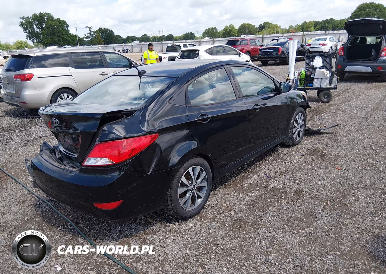 2017 Hyundai Accent Value Edition VIN:KMHCT4AE0HU353845 - 4