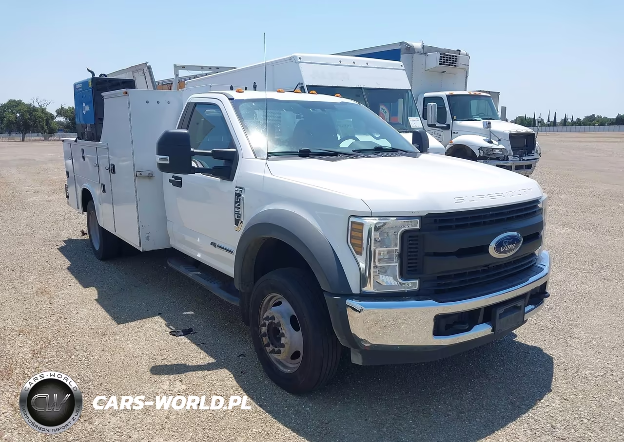 2018 Ford F-450 Chassis Xl