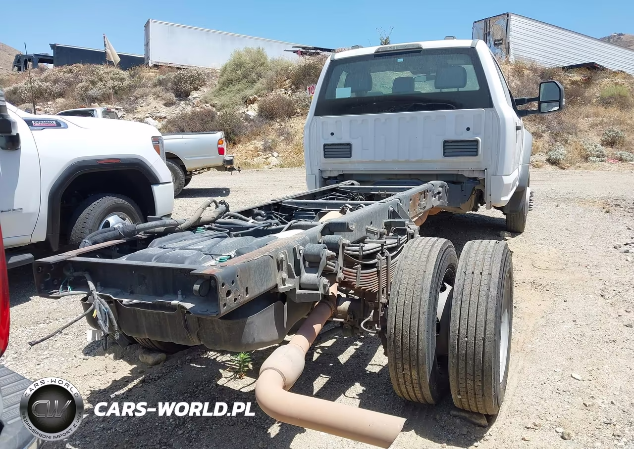 2020 Ford F-550 Chassis Xl VIN:1FDUF5GNXLDA12180 - 4