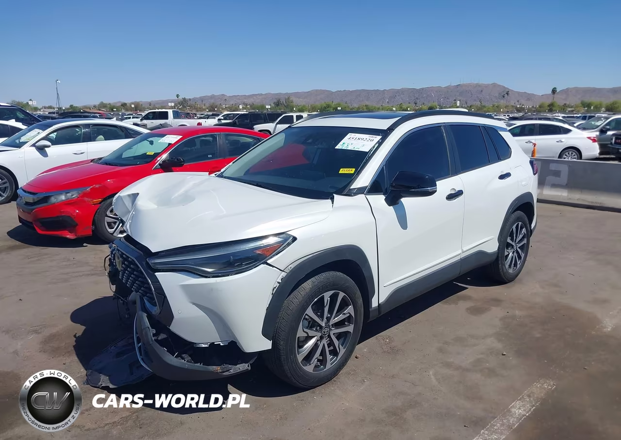 2022 Toyota Corolla Cross Xle VIN:7MUDAAAG8NV034875 - 2