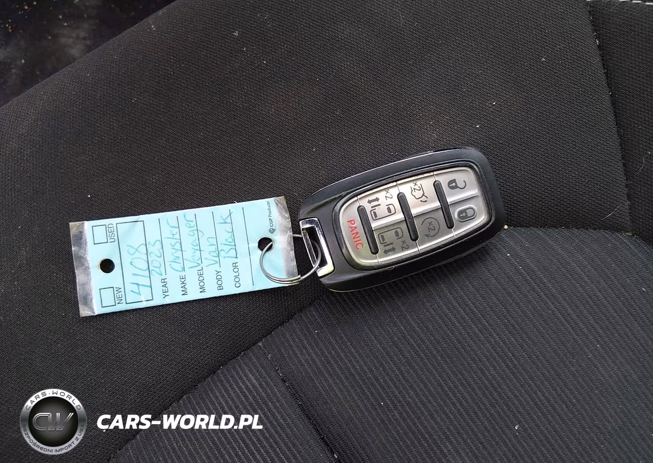2023 Chrysler Voyager Lx VIN:2C4RC1CG6PR598236 - 11