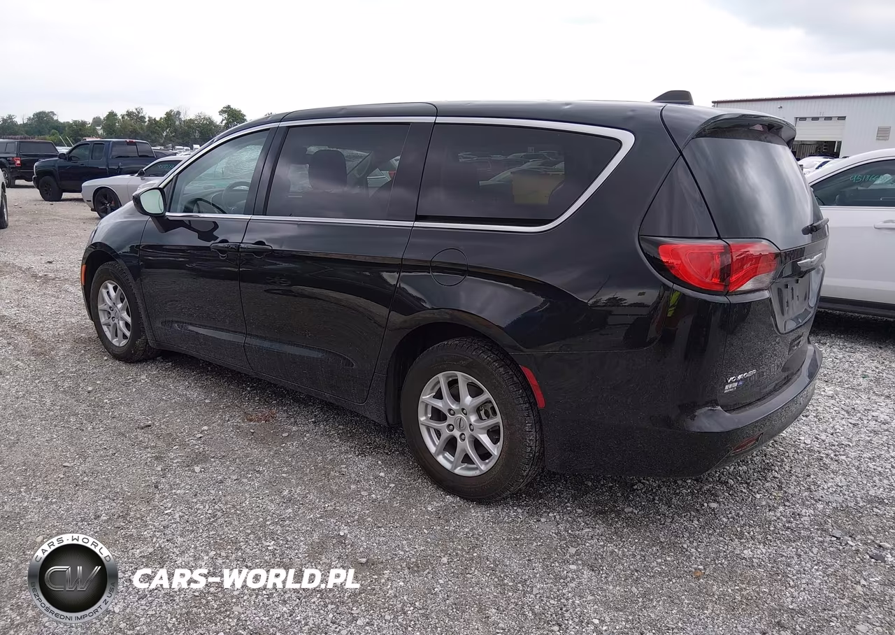 2023 Chrysler Voyager Lx VIN:2C4RC1CG6PR598236 - 3