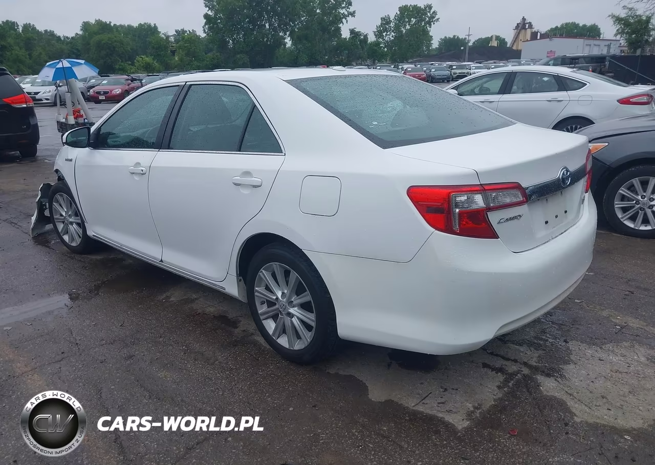 2014 Toyota Camry Hybrid Xle VIN:4T1BD1FK3EU115117 - 3