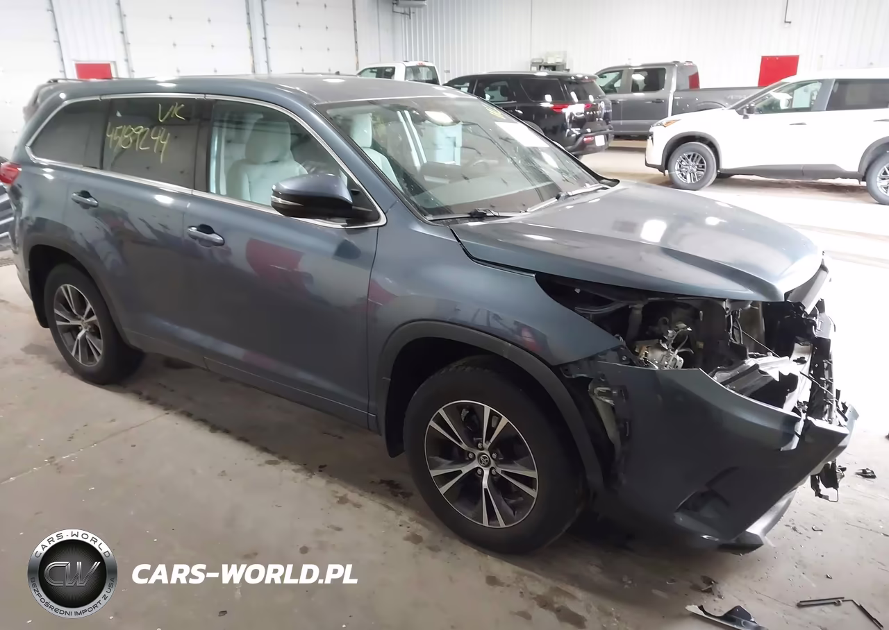 2018 Toyota Highlander Le – zdjęcie 1 z 16
