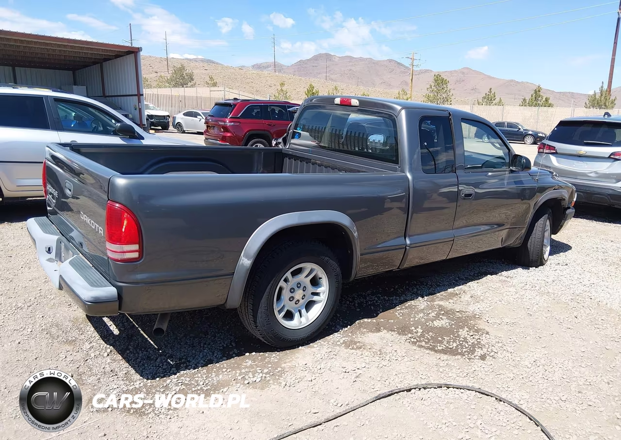 2004 Dodge Dakota Sport VIN:1D7GL32K24S621410 - 4