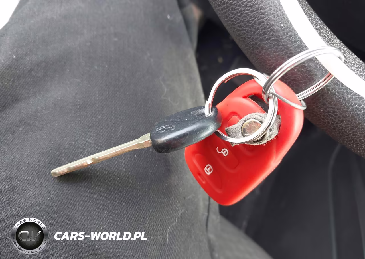 2020 Hyundai Elantra Sel VIN:5NPD84LF4LH585710 - 11