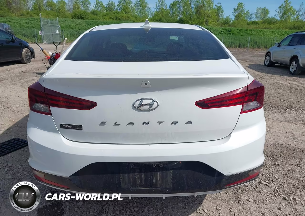 2020 Hyundai Elantra Sel VIN:5NPD84LF4LH585710 - 17