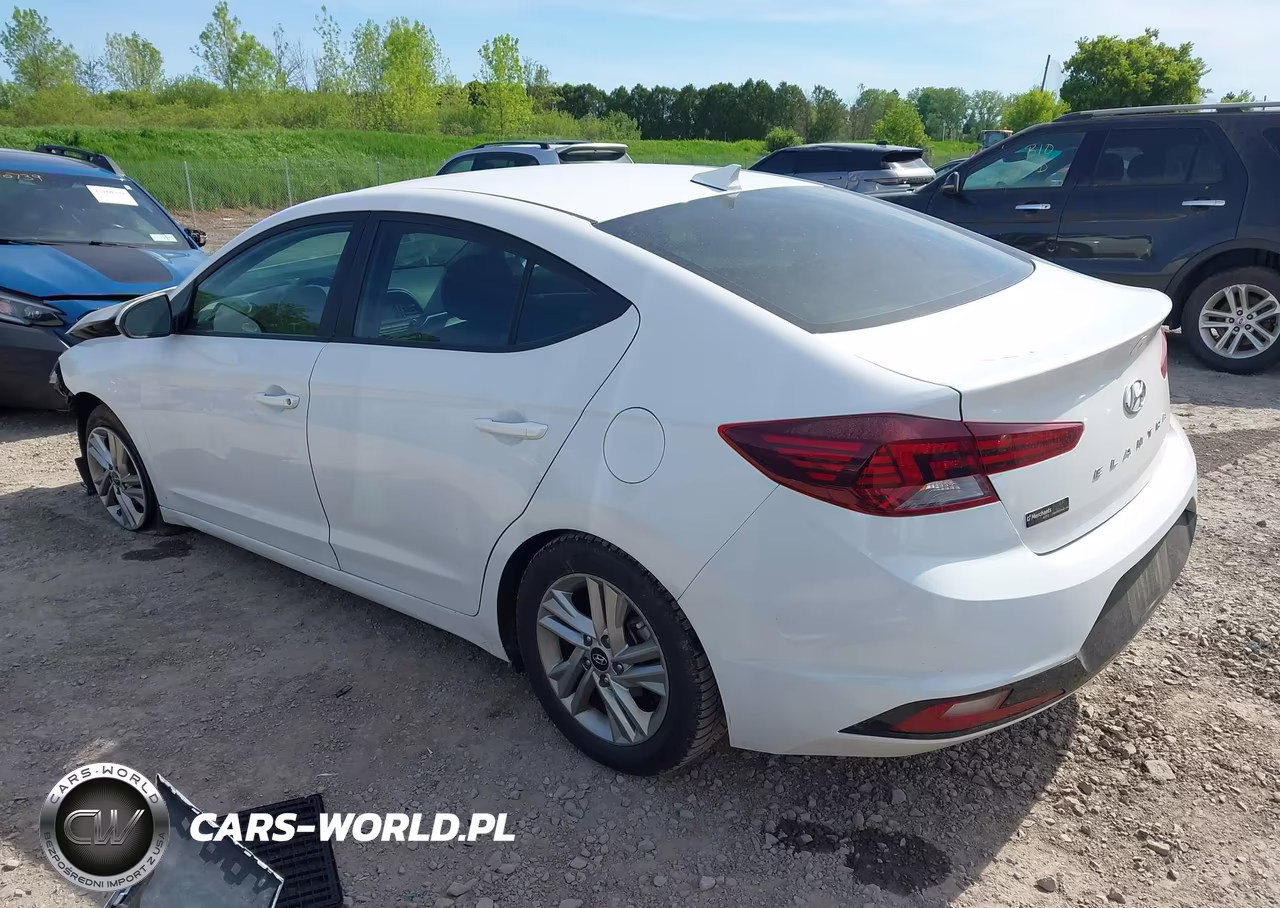 2020 Hyundai Elantra Sel VIN:5NPD84LF4LH585710 - 3