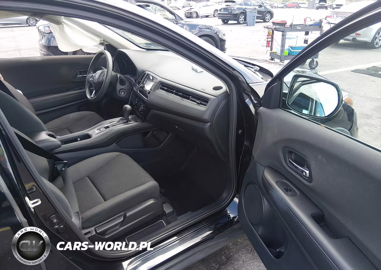 2020 Honda Hr-V 2Wd Lx VIN:3CZRU5H34LM718654 - 5