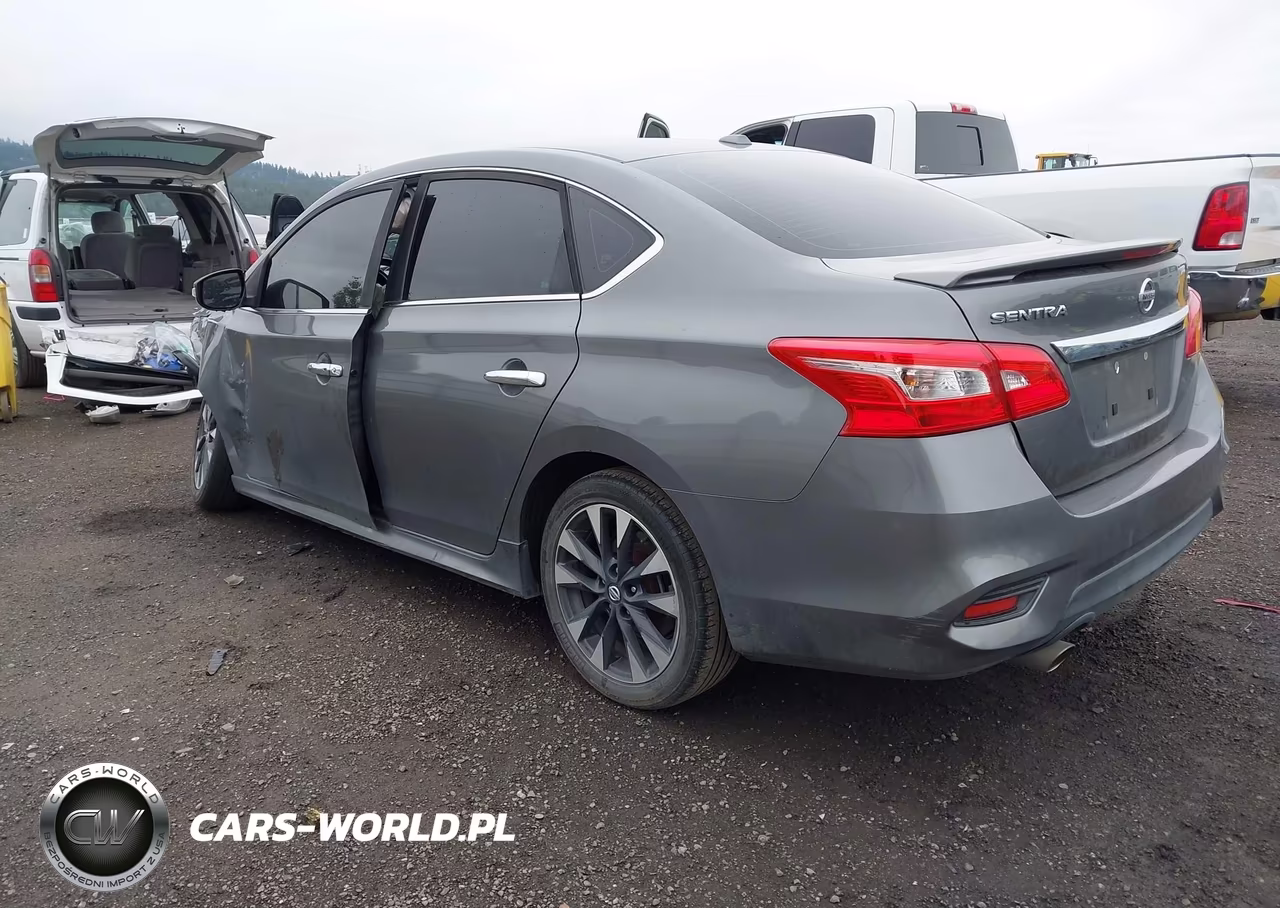 2018 Nissan Sentra Sr VIN:3N1AB7AP2JY325083 - 3
