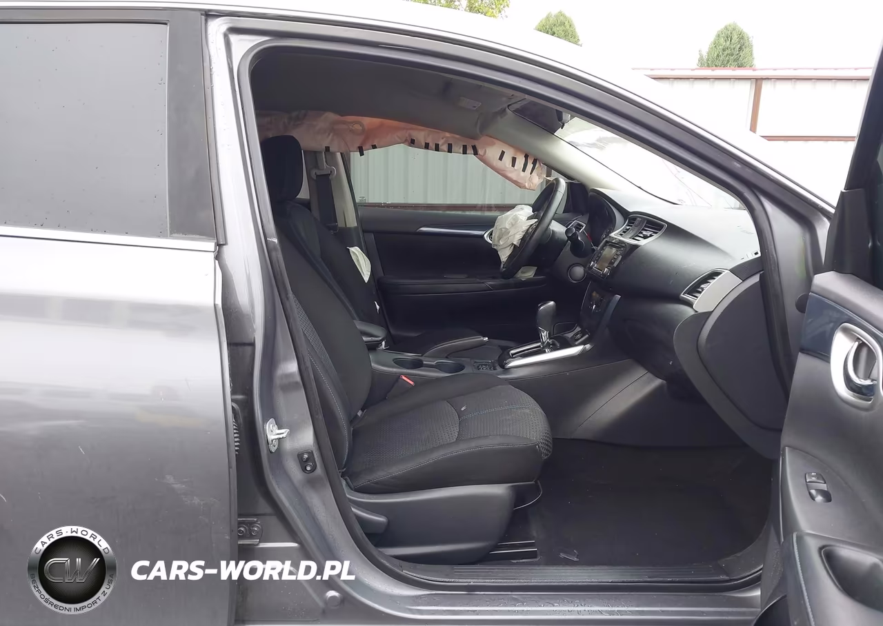 2018 Nissan Sentra Sr VIN:3N1AB7AP2JY325083 - 5