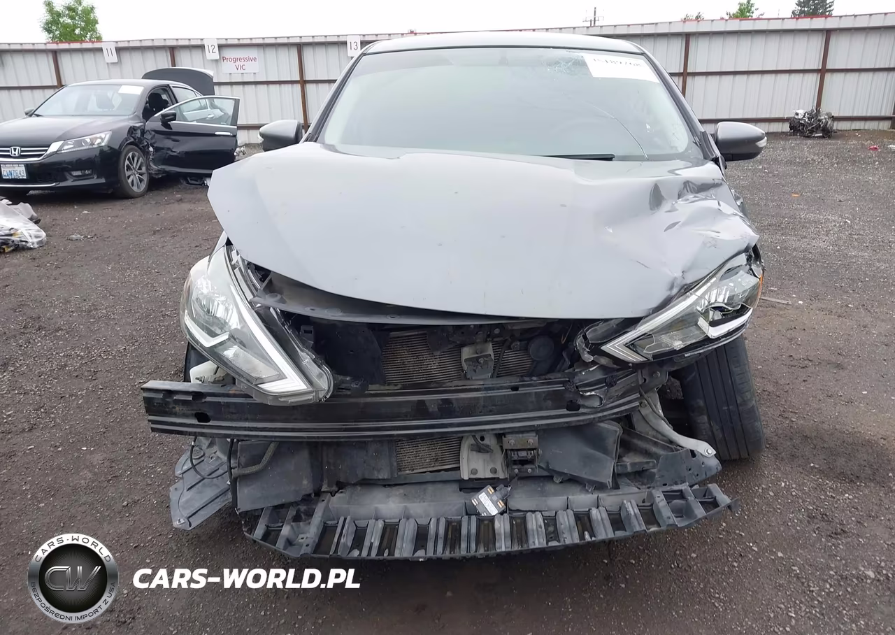2018 Nissan Sentra Sr VIN:3N1AB7AP2JY325083 - 6