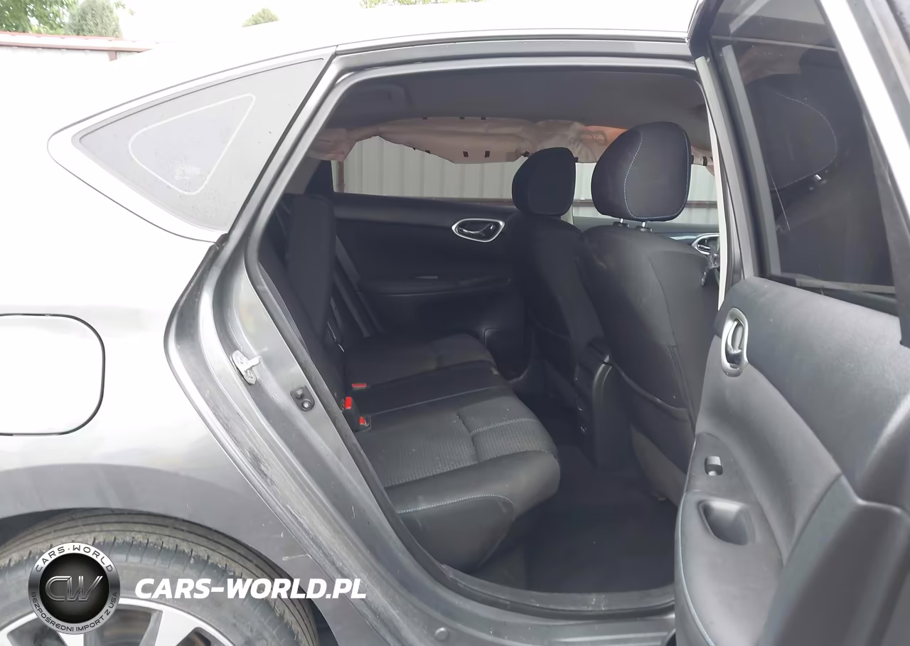 2018 Nissan Sentra Sr VIN:3N1AB7AP2JY325083 - 8