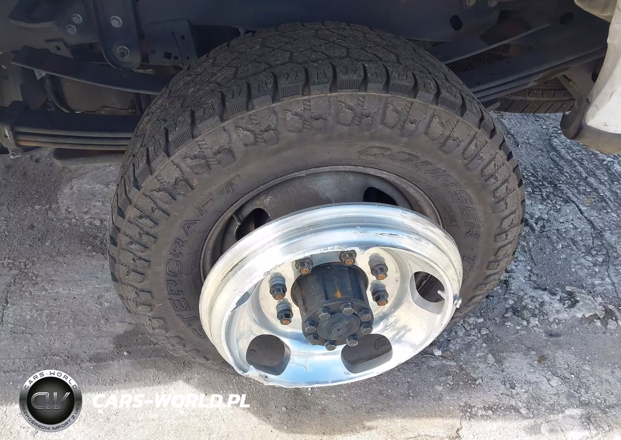 2025 Ford F-350 Lariat VIN:1FT8W3DT4SEC28435 - 14