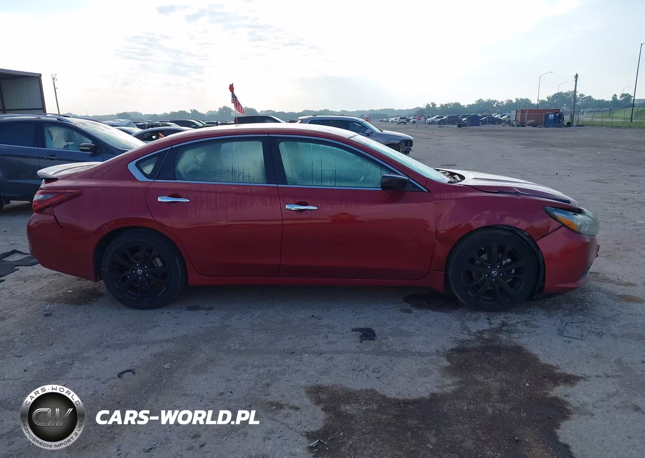 2017 Nissan Altima 2.5 Sr VIN:1N4AL3AP4HC173030 - 13