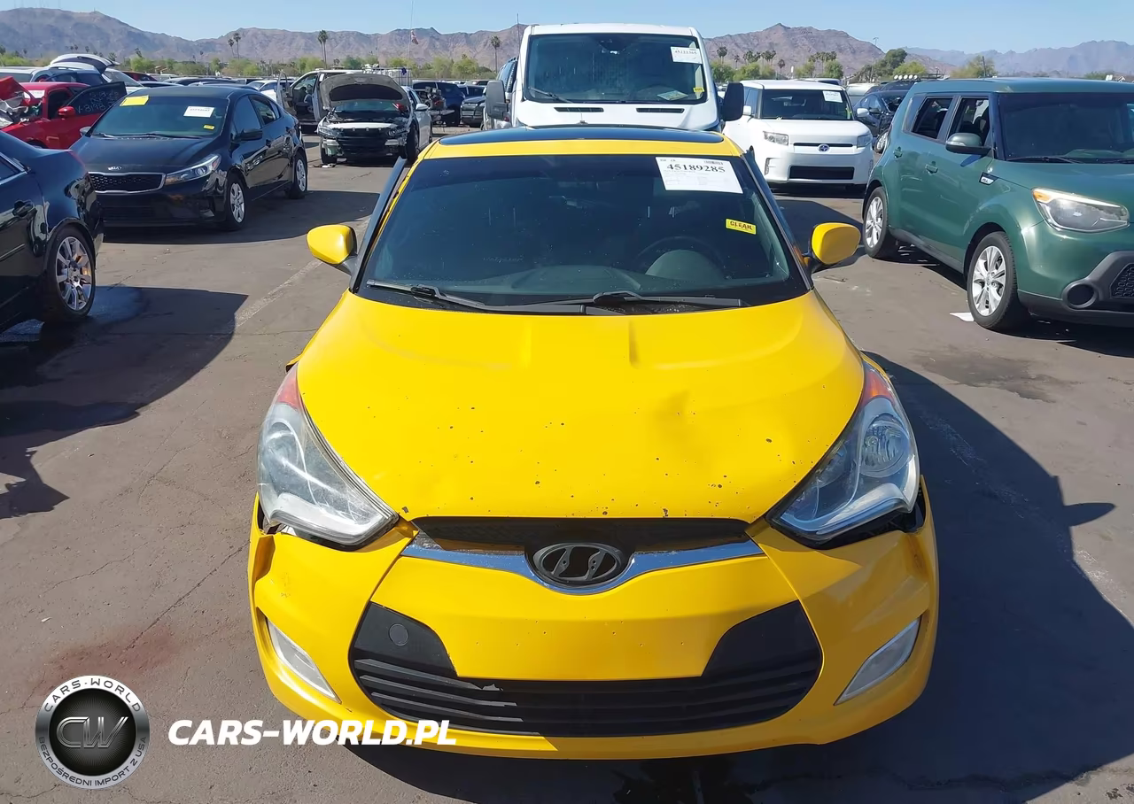 2016 Hyundai Veloster VIN:KMHTC6AD3GU254941 - 12