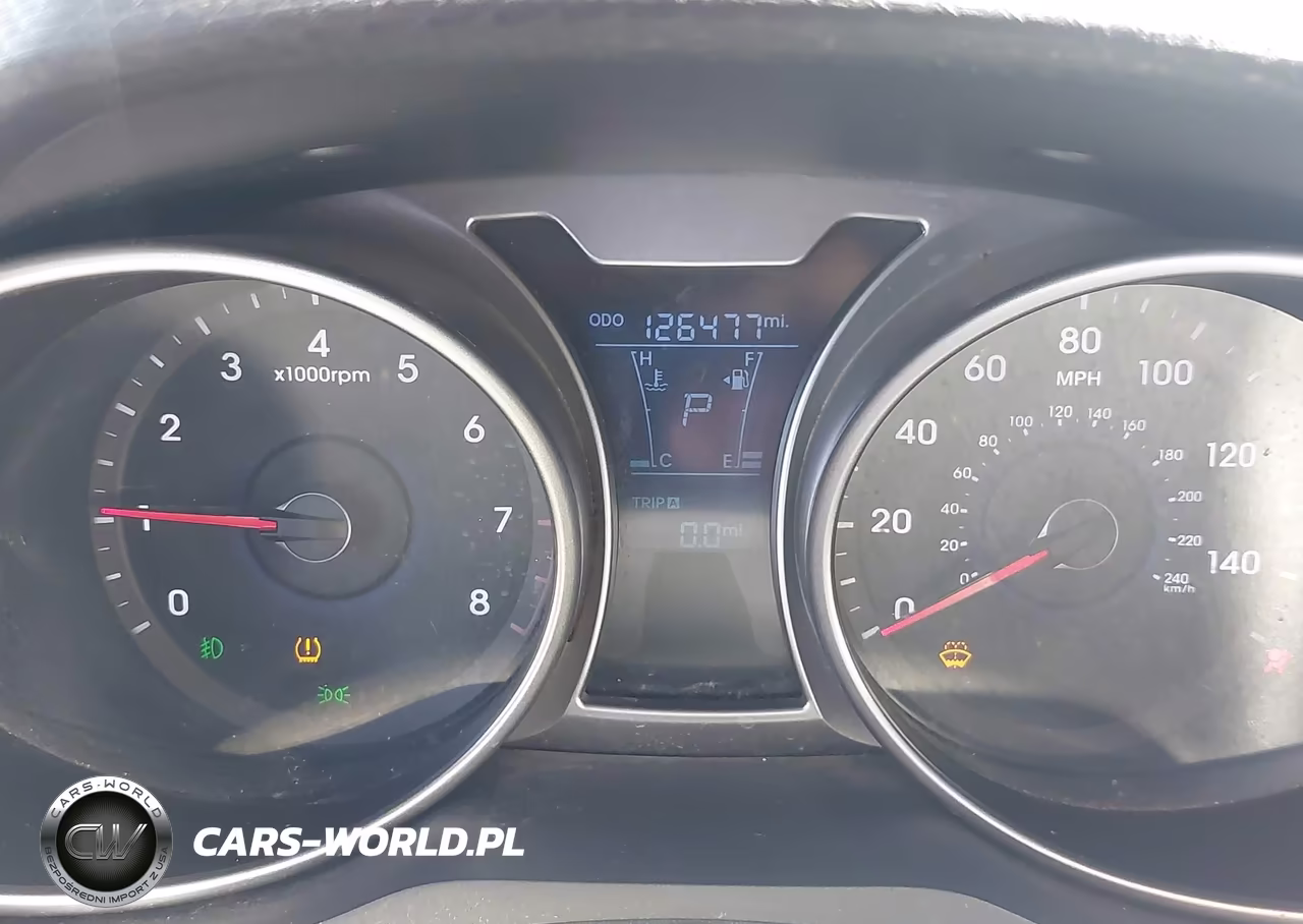 2016 Hyundai Veloster VIN:KMHTC6AD3GU254941 - 7