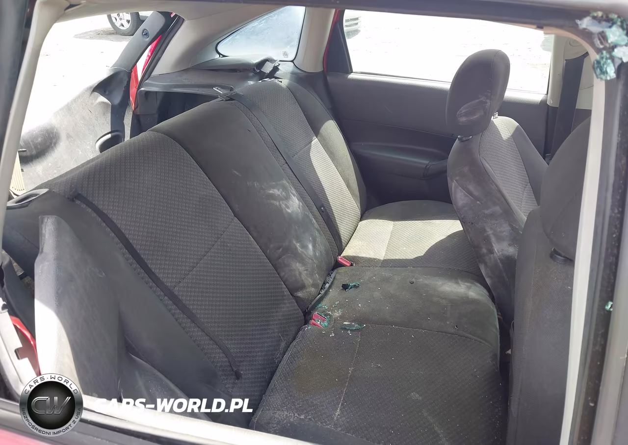 2005 Ford Focus Zx5 VIN:3FAHP37N35R130305 - 8