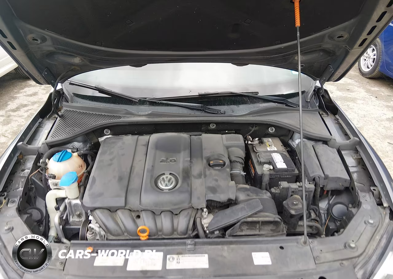 2013 Volkswagen Passat 2.5L Se VIN:1VWBP7A35DC050724 - 10