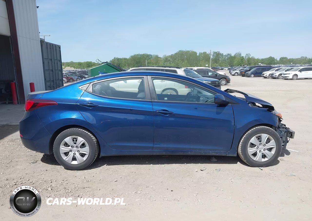 2016 Hyundai Elantra Se VIN:5NPDH4AE0GH729138 - 13