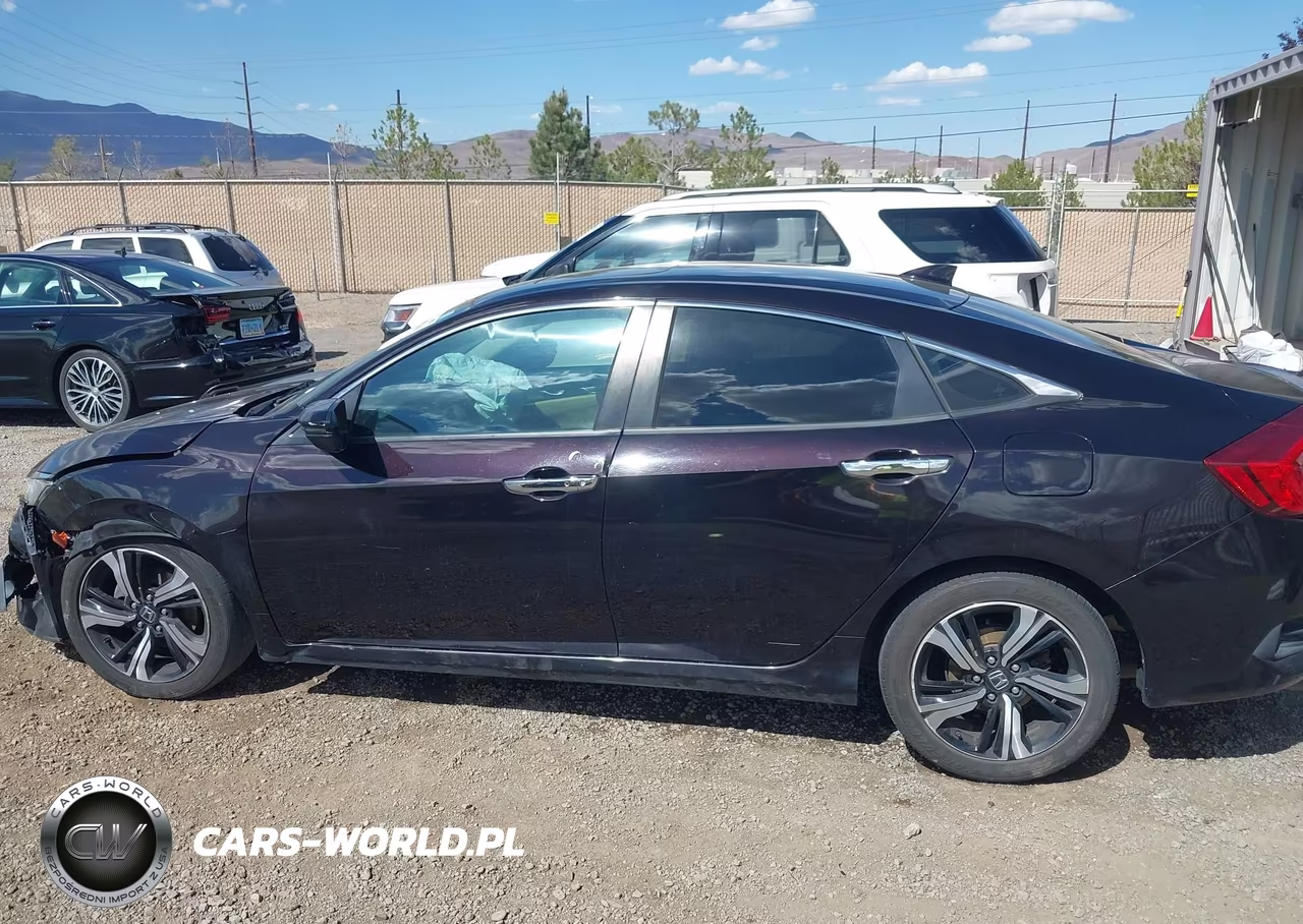 2016 Honda Civic Touring VIN:2HGFC1F97GH631638 - 13