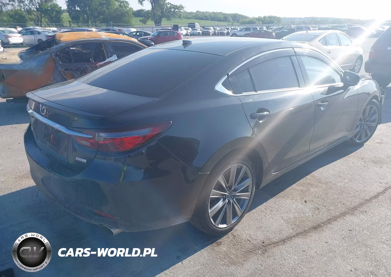 2018 Mazda Mazda6 Grand Touring Reserve VIN:JM1GL1WY7J1316905 - 4